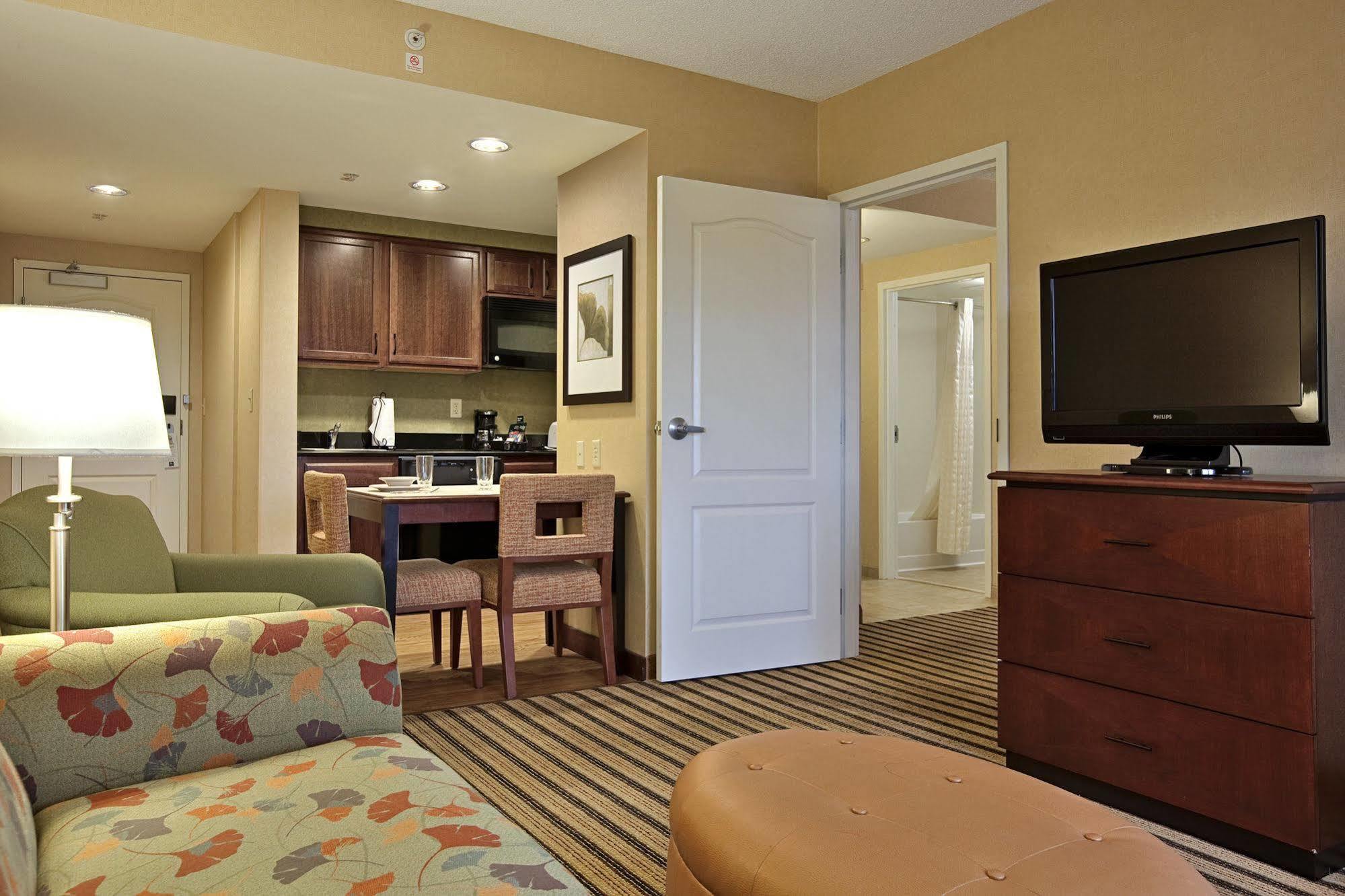 Homewood Suites By Hilton Cleveland-Beachwood Exterior photo